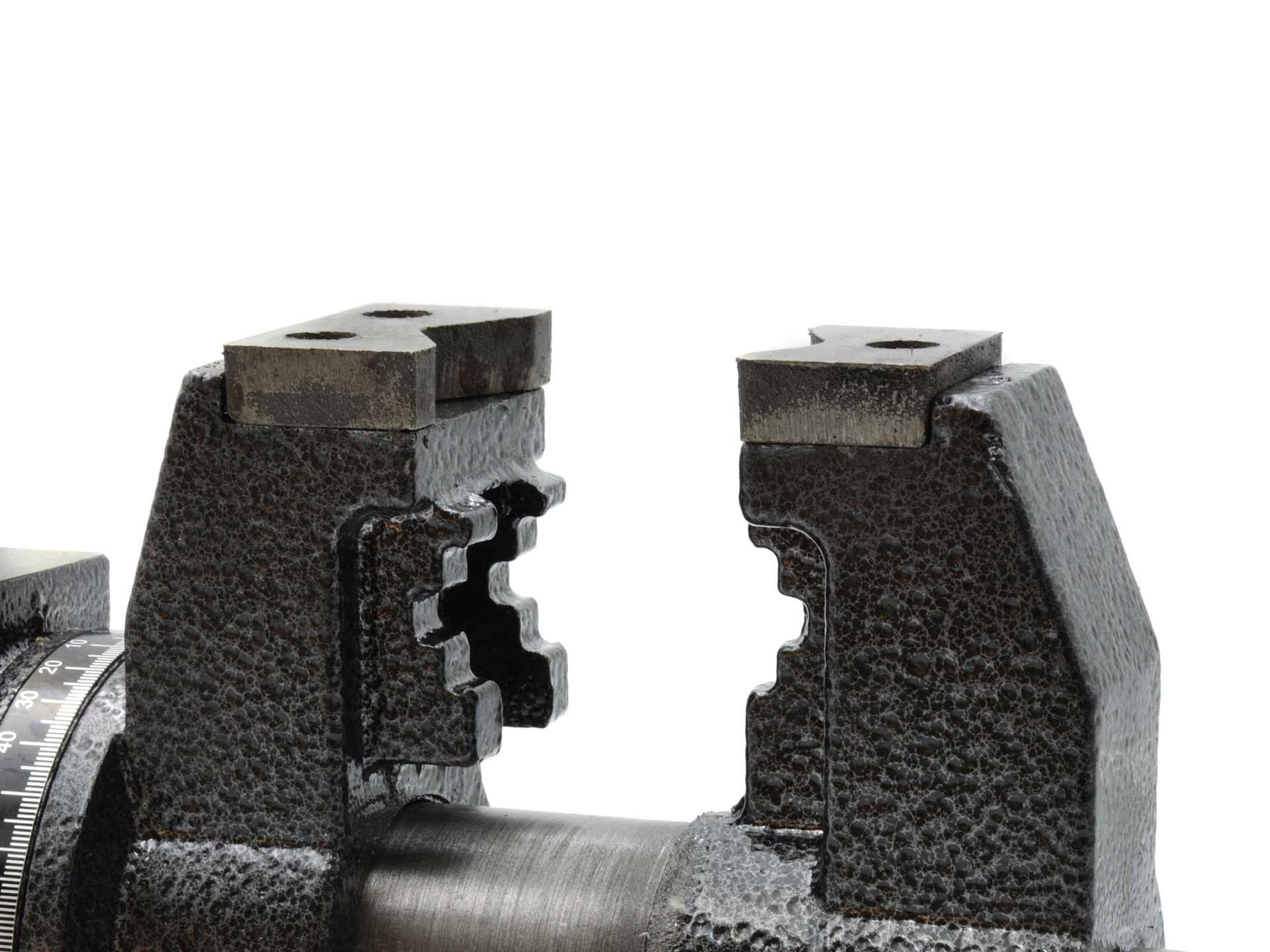 MULTIFUNKCIONÁLIS FORGATHATÓ ASZTALI SATU 125MM