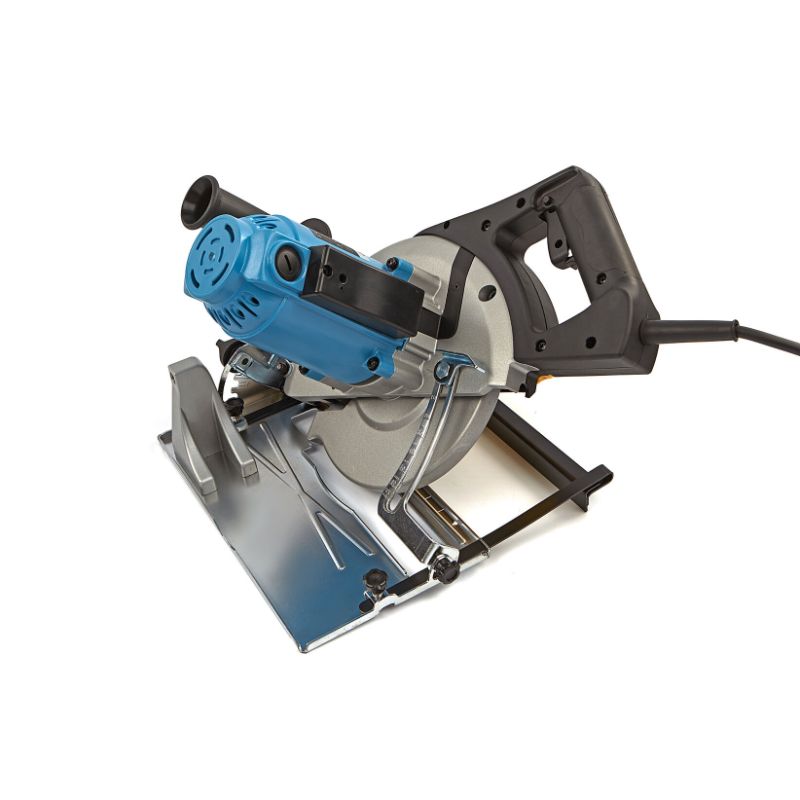 KÉZI KÖRFŰRÉSZ FÉM VÁGÁSHOZ HDC 8200 200MM