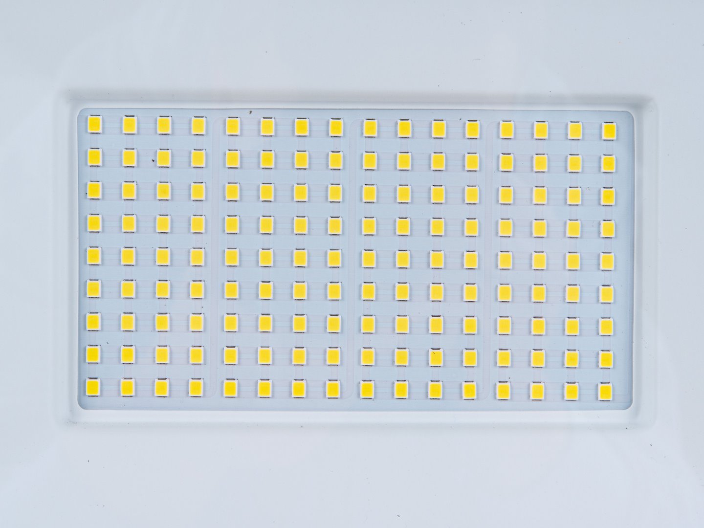 Led munkalámpa állítható állványval 60–160 cm 100W 4500k 10.000 lm GEKO