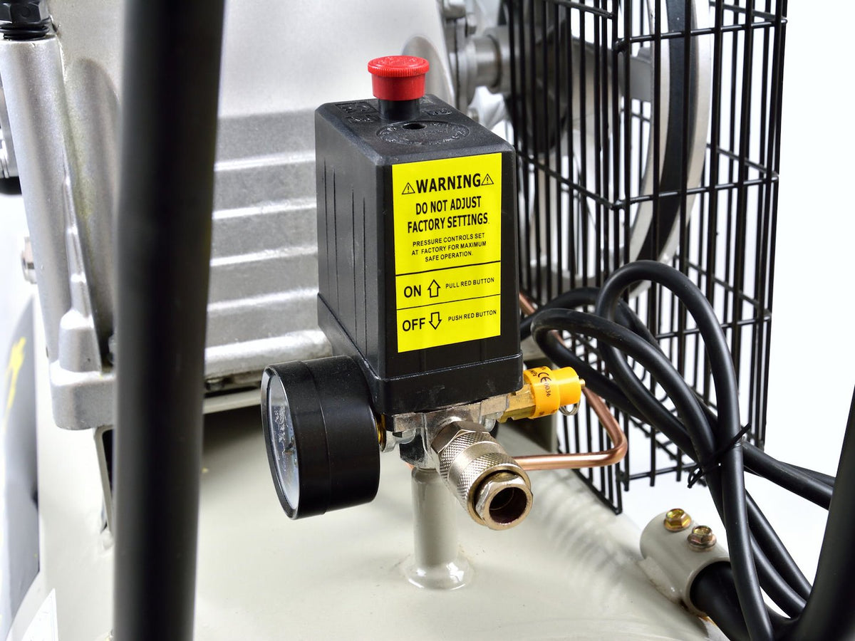 Légkompresszor 100l 420l/perc 220V GEKO