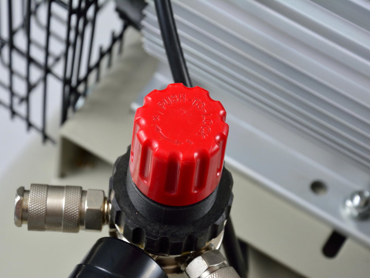 Légkompresszor 100l 420l/perc 220V GEKO