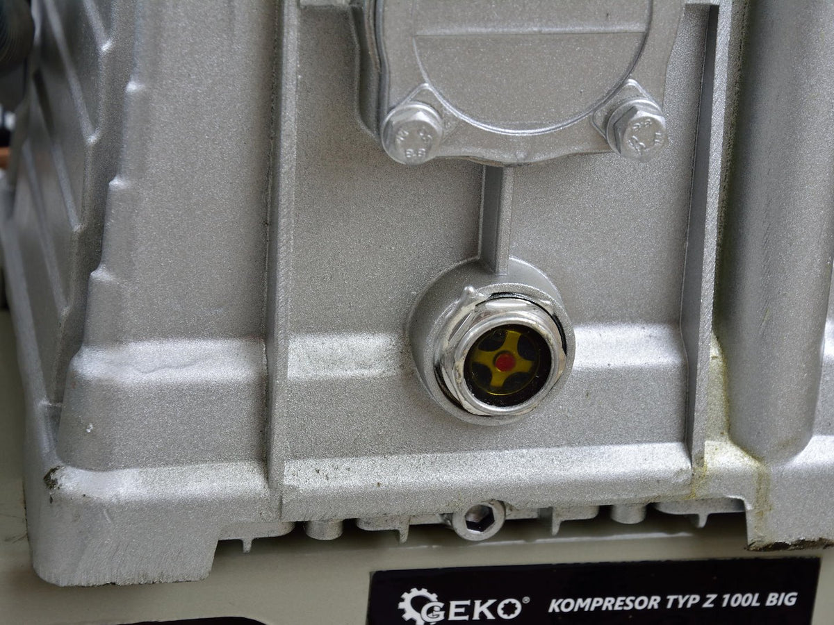Légkompresszor 100l 420l/perc 220V GEKO