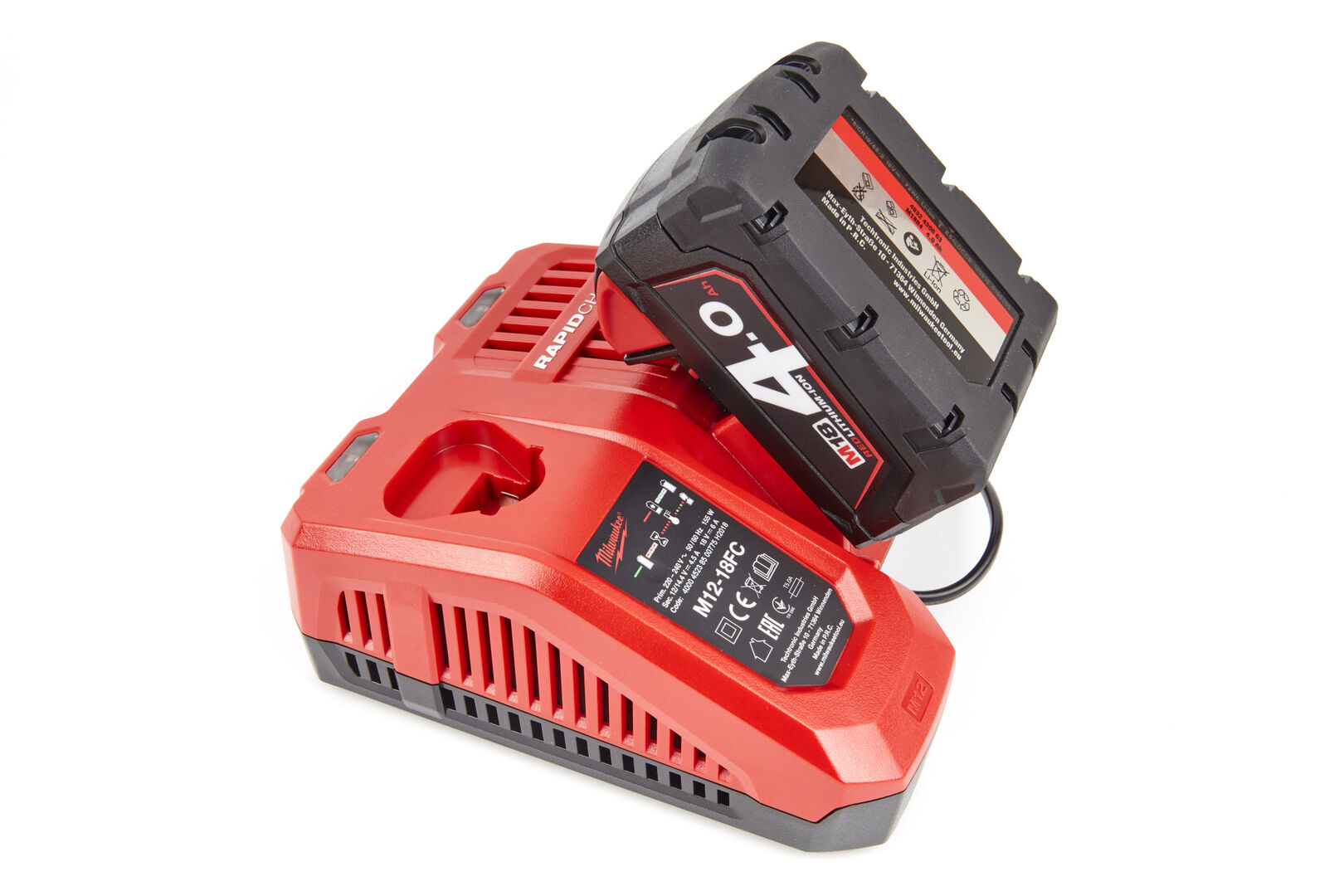 FÚRÓ - CSAVAROZÓ 2 AKKUMULÁTORRAL 82NM 18V 4.0AH MILWAUKEE