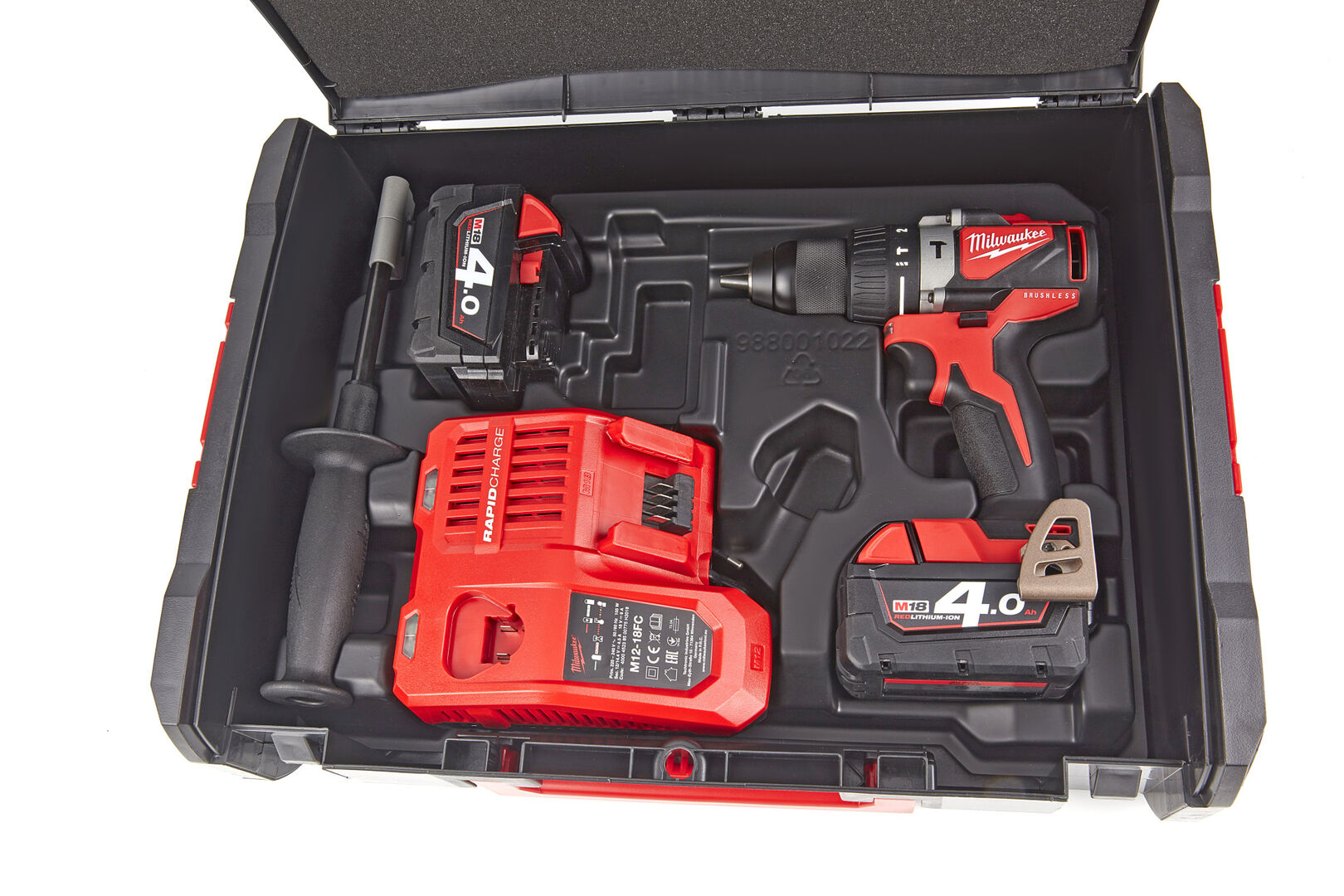 FÚRÓ - CSAVAROZÓ 2 AKKUMULÁTORRAL 82NM 18V 4.0AH MILWAUKEE