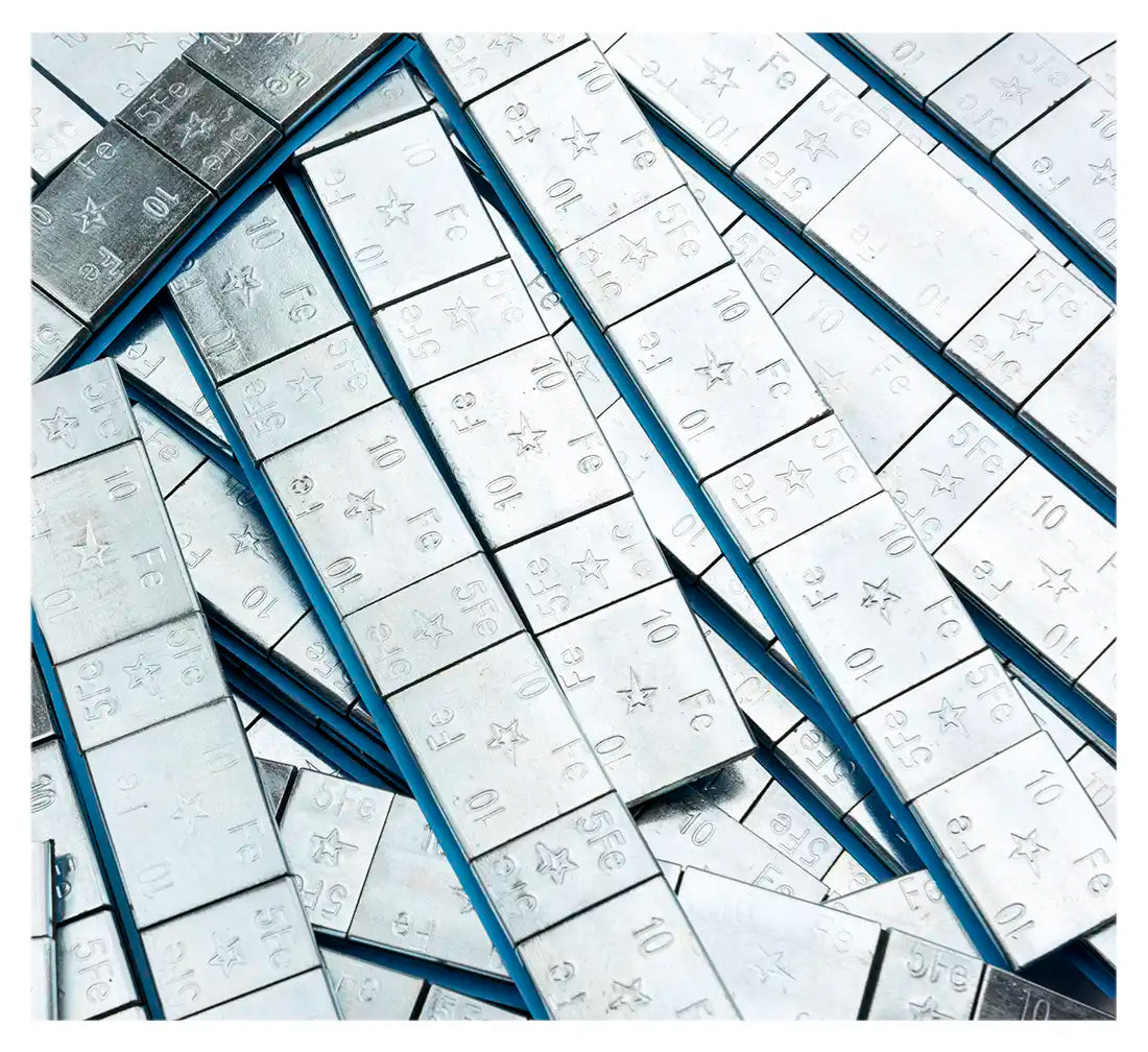 ÖNTAPADÓ CENTÍROZÓ KERÉKSÚLY KÉSZLET GUMIABRONCSOKHOZ 5/10 G 100 SÁV 8 DB/SÁV FIVE STAR