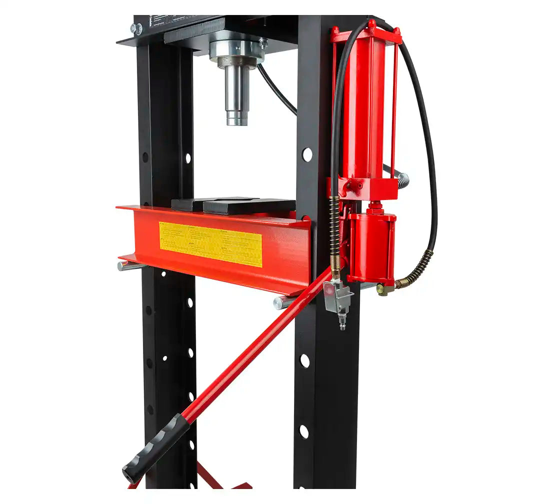 HIDRO-PNEUMATIKUS PRÉS 30T REDATS