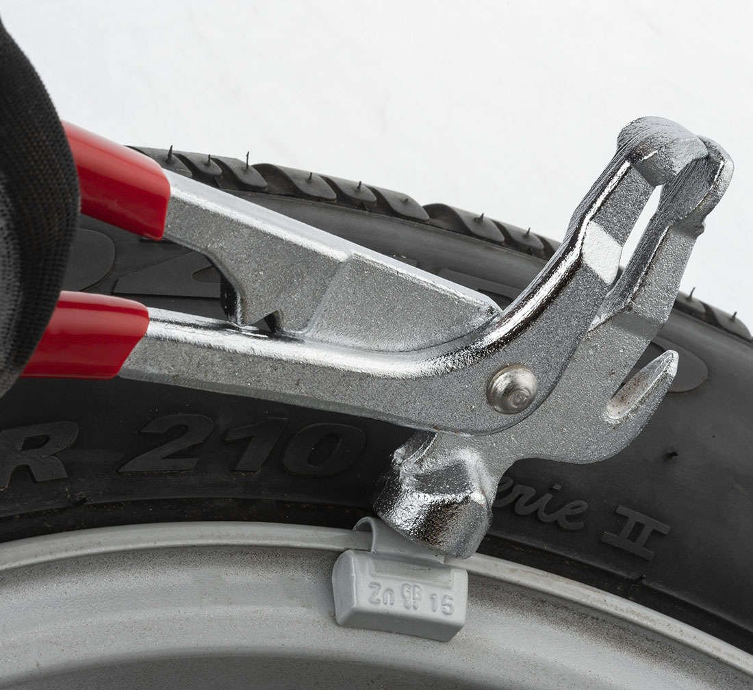 ELLENSÚLY ELTÁVOLÍTÓ FOGÓ