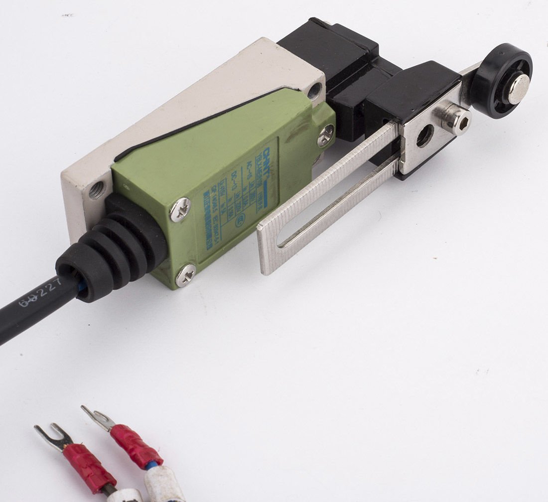 VÉGÁLLÁSKAPCSOLÓ EMELŐKHÖZ GB2113 GB2114 GB0722