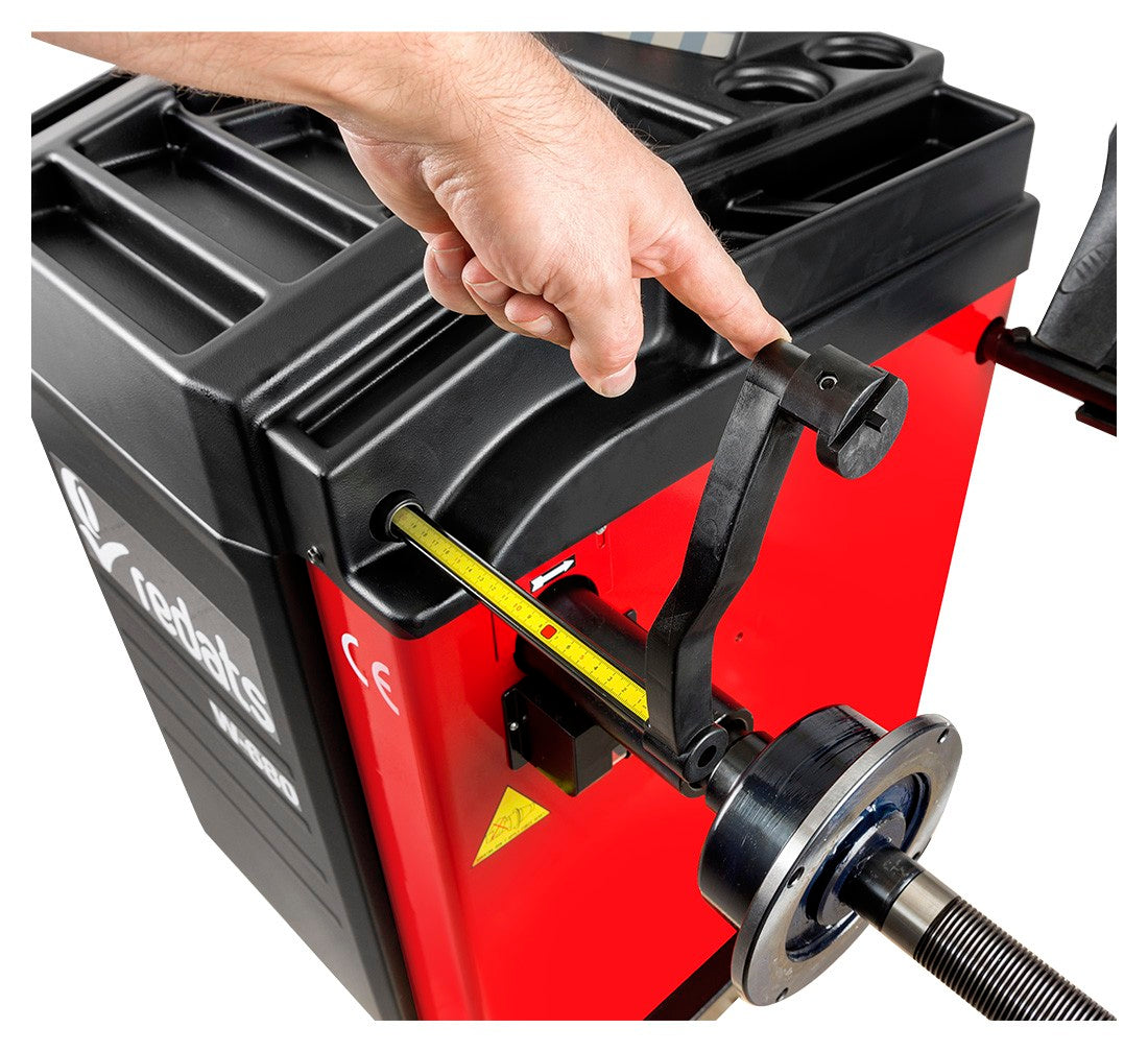 AUTOMATA KERÉKKIEGYENSÚLYOZÓ - CENTÍROZÓ 24" REDATS W-680