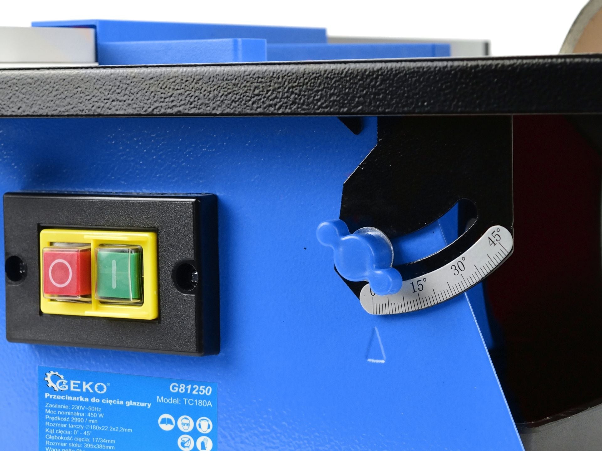 CSEMPEVÁGÓ GÉP 600 W