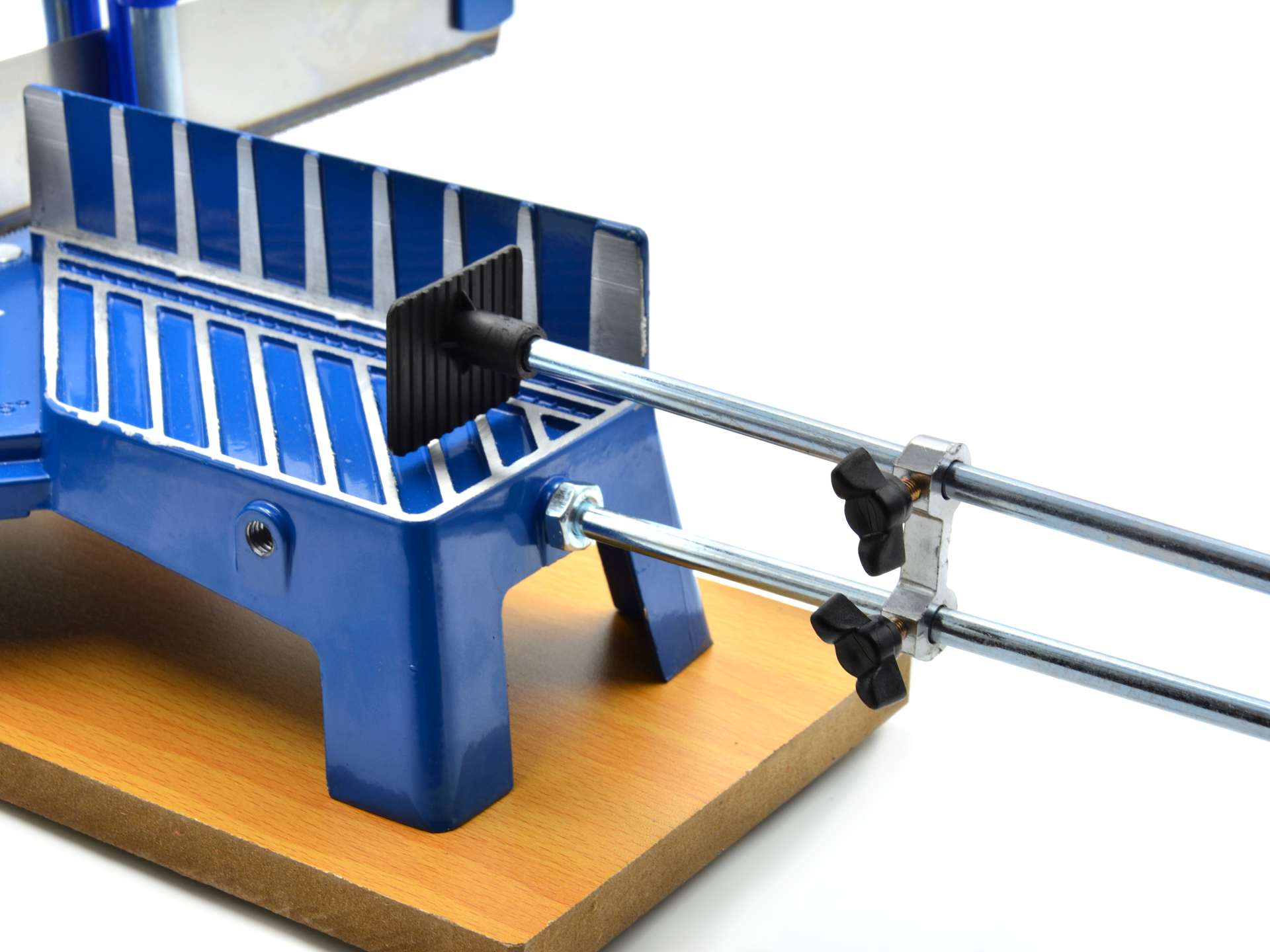 KÉZI SZÖGVÁGÓ FŰRÉSZ 550 MM