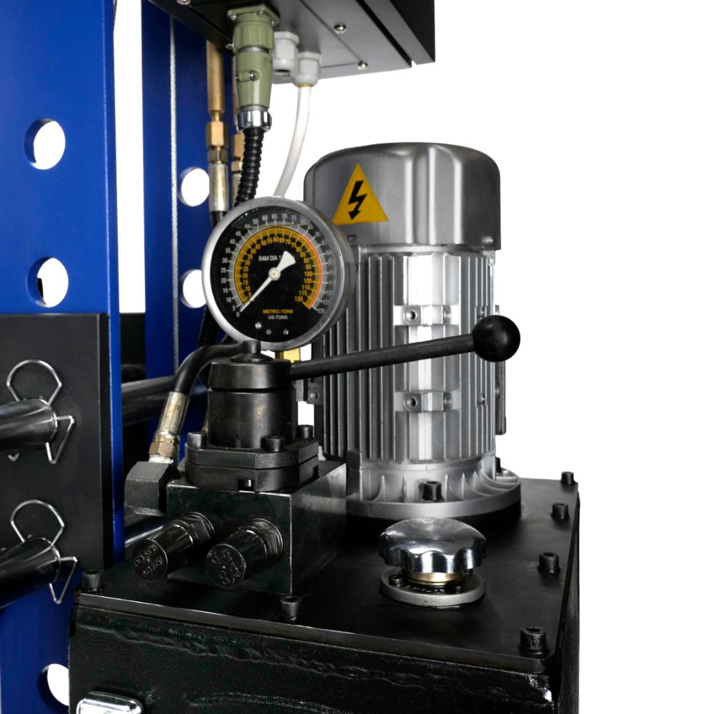 ELEKTRO-HIDRAULIKUS PRÉS - 75 T