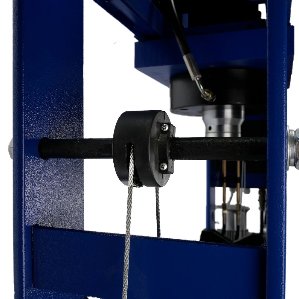 ELEKTRO-HIDRAULIKUS PRÉS - 75 T