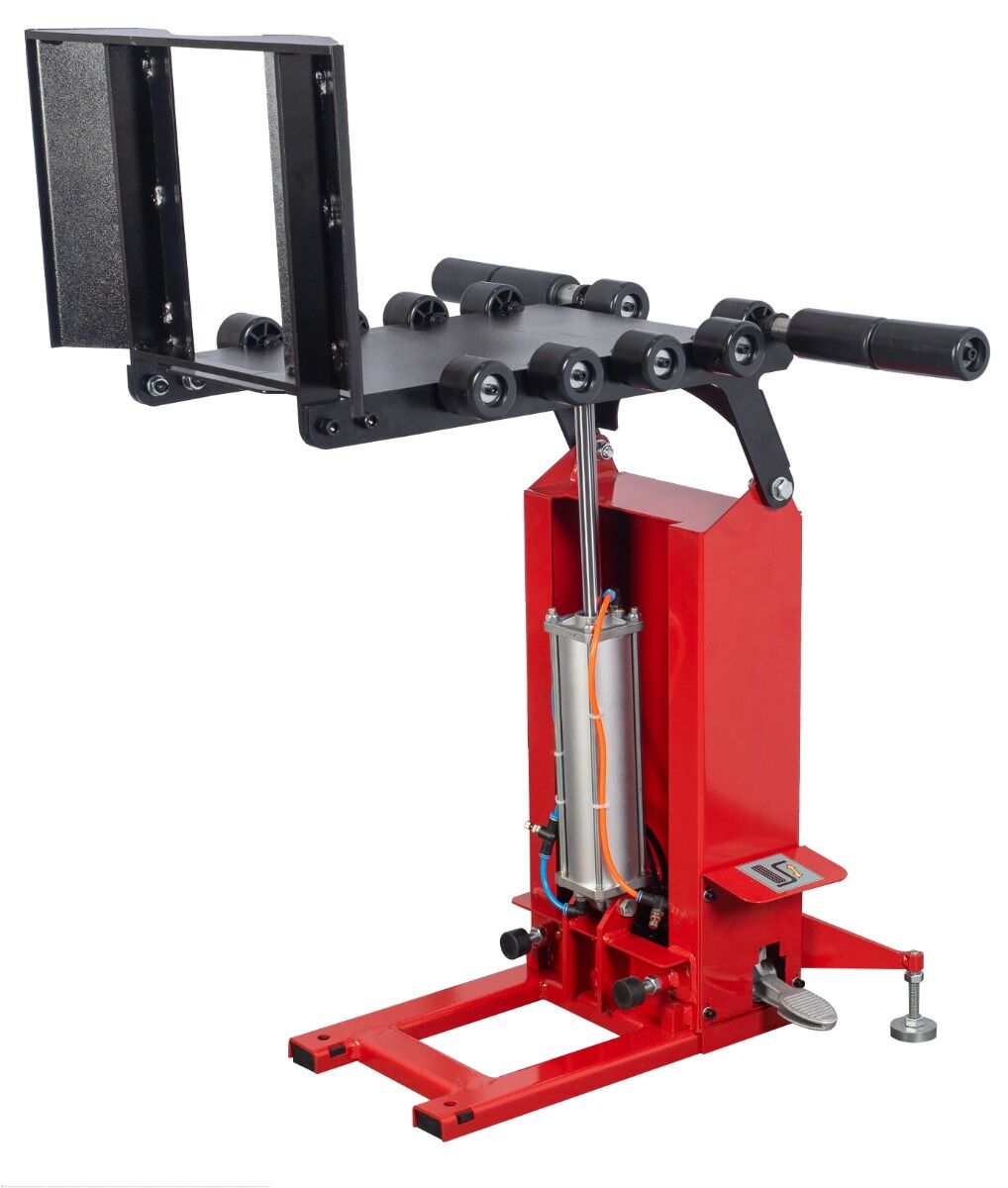 KERÉKEMELŐ KERÉKKIEGYENSÚLYOZÓ ÉS GUMISZERELŐ GÉPHEZ, EMELŐKÉPESSÉG 70 KG