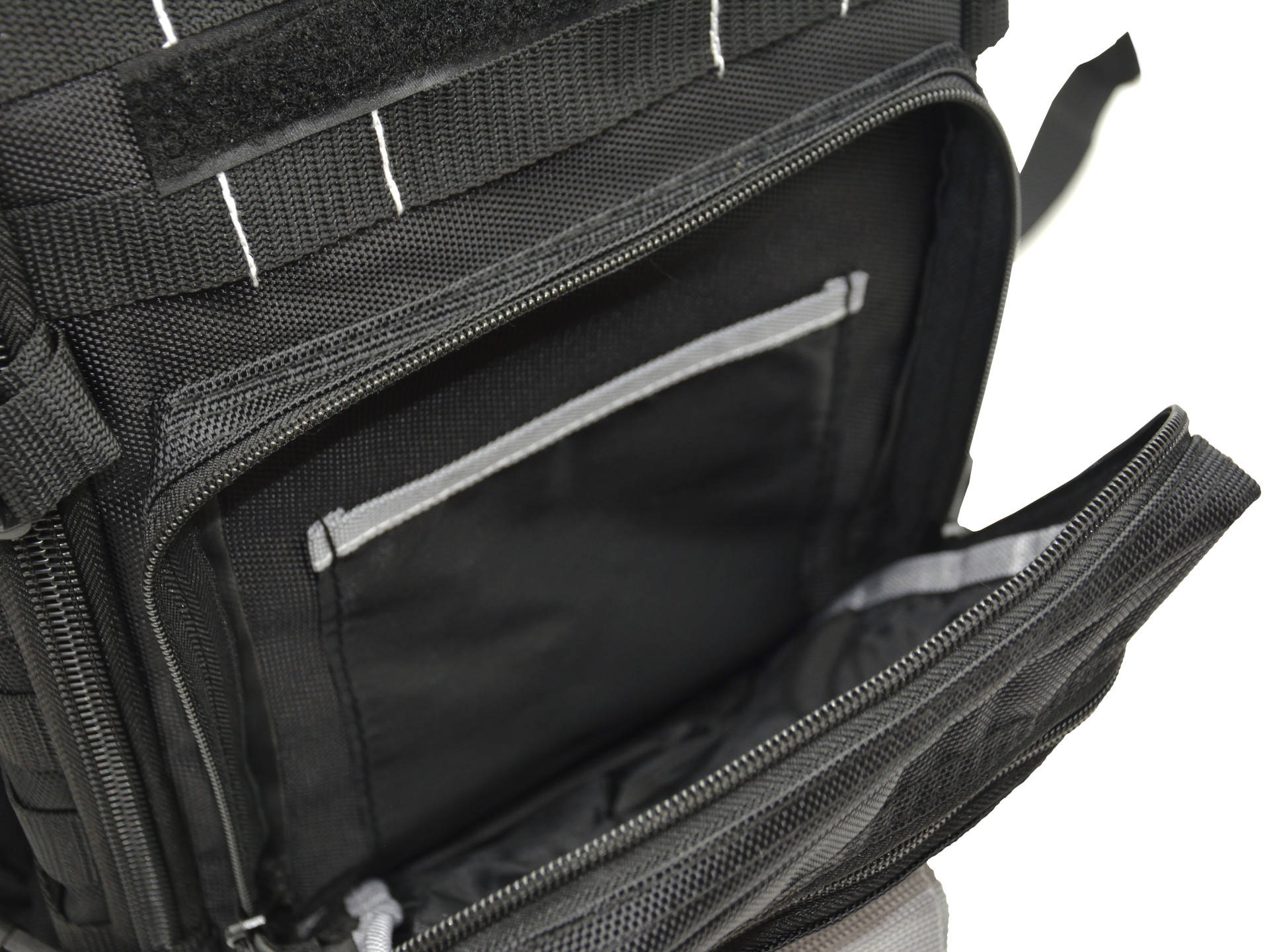 HÁTIZSÁK SZERSZÁMOKHOZ ÉS LAPTOPHOZ