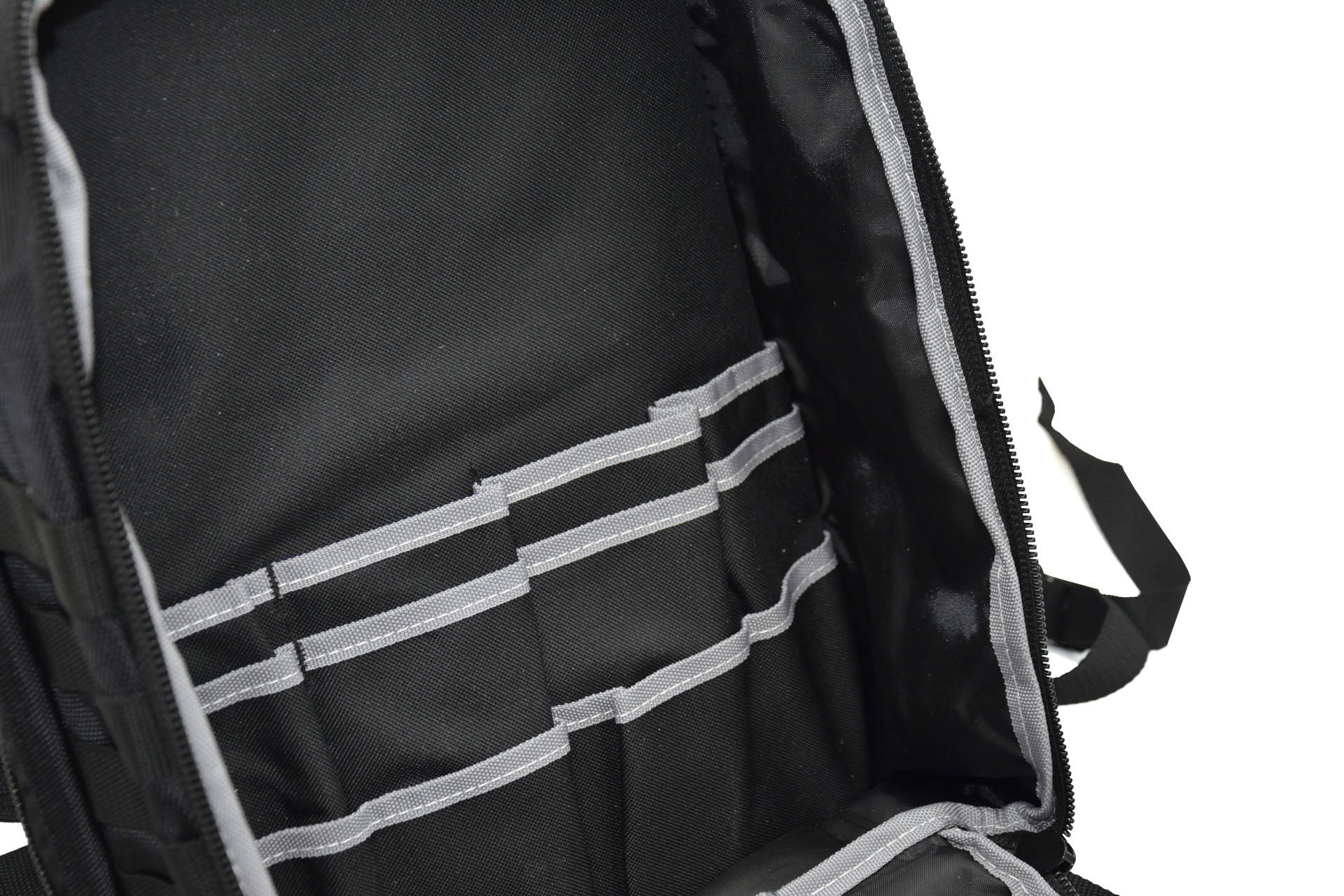 HÁTIZSÁK SZERSZÁMOKHOZ ÉS LAPTOPHOZ