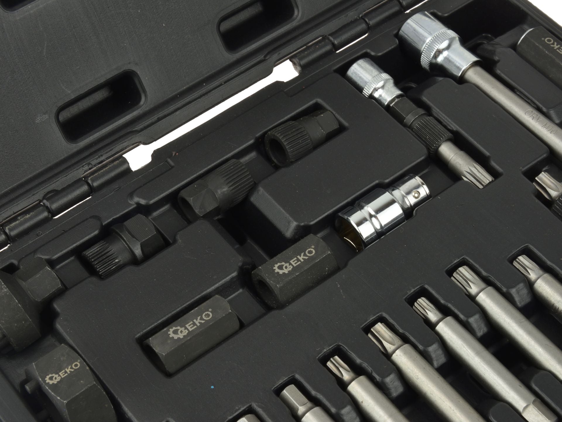 GENERÁTOR SZIJTÁRCSA SZERELŐ KÉSZLET 24 DB