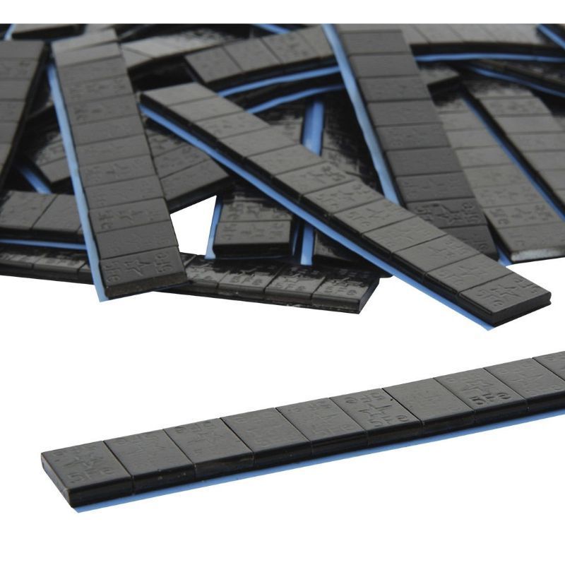 ÖNTAPADÓ FEKETE CENTÍROZÓ KERÉKSÚLY KÉSZLET GUMIABRONCSOKHOZ 5 G 200 SÁV 12 DB/SÁV