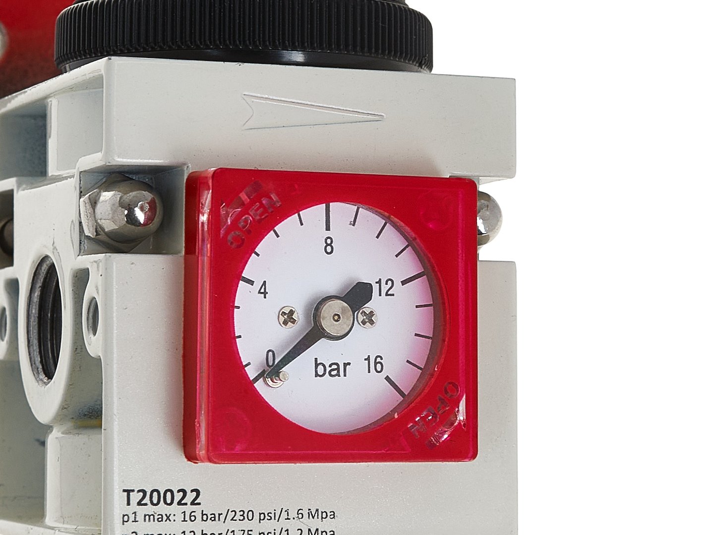 VÍZLEVÁLASZTÓ NYOMÁSSZABÁLYOZÓVAL 1/4" TVARDY