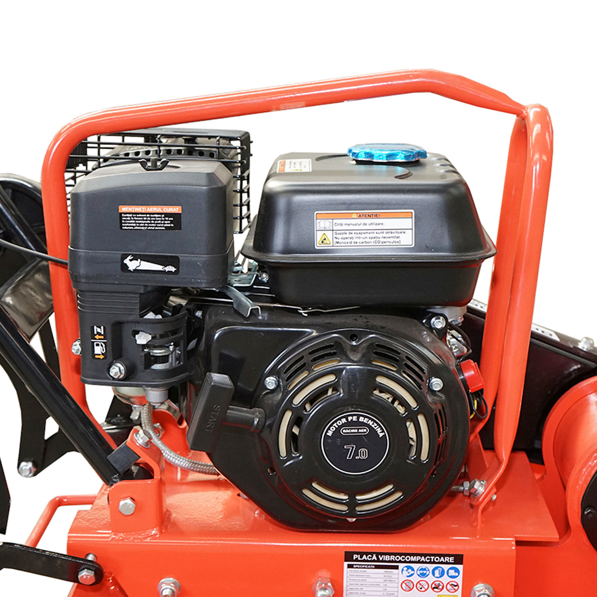Lapvibrátor C100-A, 690×460 mm munkafelülettel, Euro 5 szabványú motorral, 196 cm³ / 6,5 LE, 5400 ford./perc, 106 kg, Breckner Germany