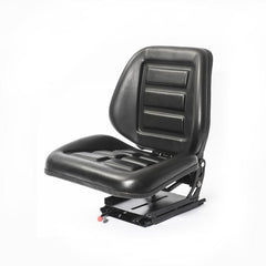 Univerzális fekete ülés állítható kivitelben UTB U-650, U-445, Fiat és Case traktorokhoz