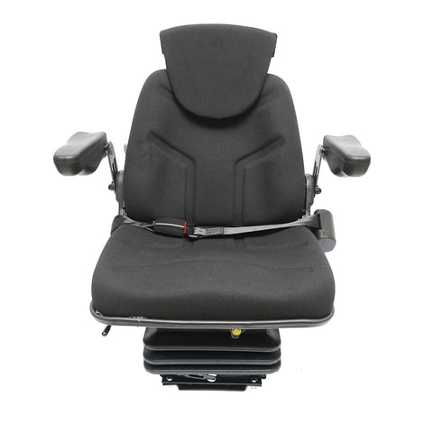FEKETE TRAKTORÜLÉS, ÁLLÍTHATÓ, KARTÁMASSZAL, FEJTÁMLÁVAL, BIZTONSÁGI ÖVVEL ÉS MECHANIKUS FELFÜGGESZTÉSSEL, ÜLÉS SZÉLESSÉGE 455 MM