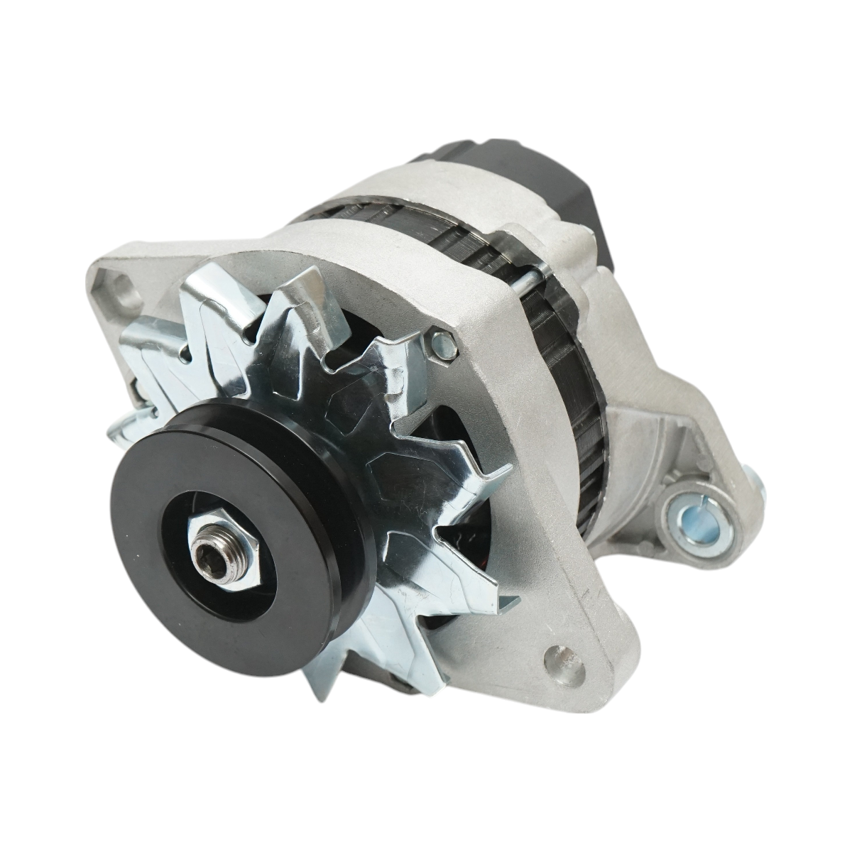 Generátor 14V/65A Deutz, Case IH, Massey Ferguson, New Holland gépekhez, OEM kód: 99457074, 1530354C1, 294393200, 294393700, 395250A1, 405078A1, 47134023, 500322671, 500322763