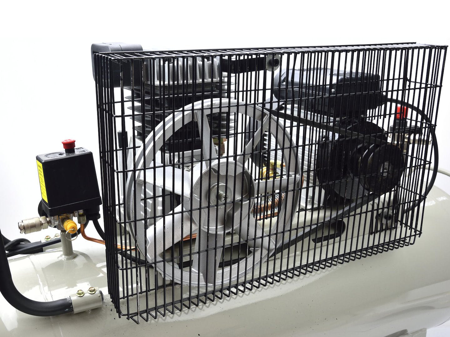 LÉGKOMPRESSZOR 100L 390L/PERC 220V GEKO