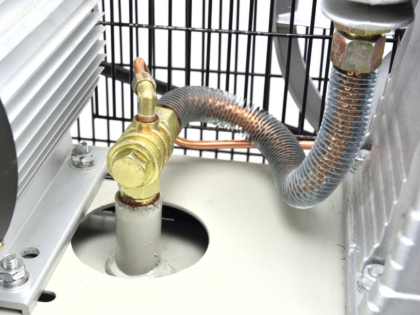 LÉGKOMPRESSZOR 100L 390L/PERC 220V GEKO