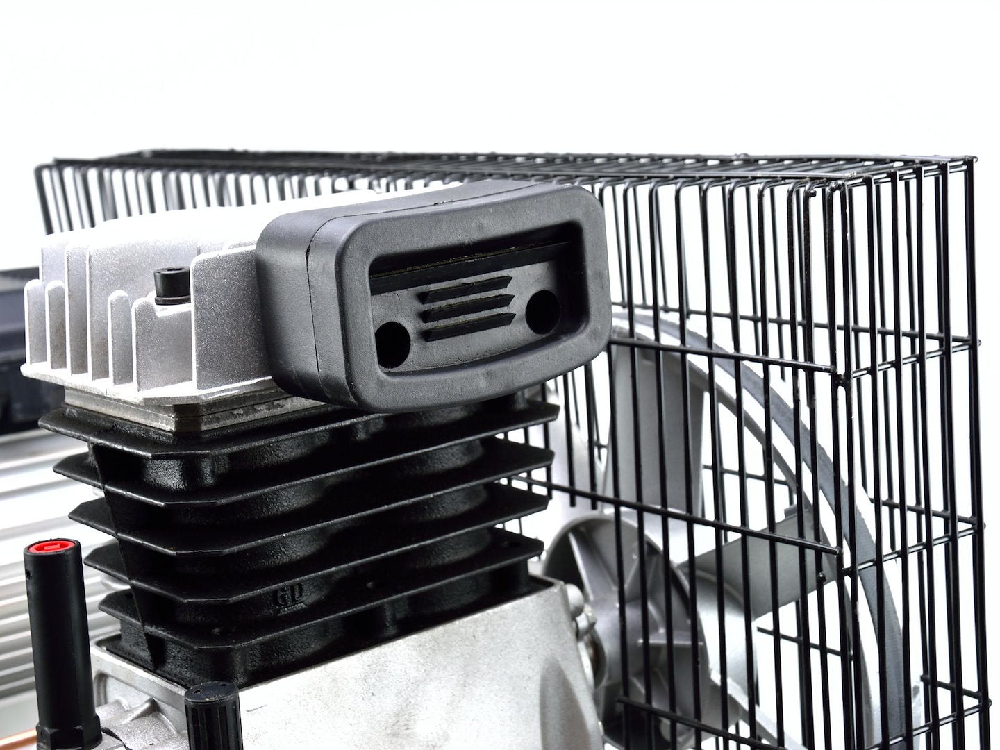 FÜGGŐLEGES KOMPRESSZOR 100L 390L/PERC 220V GEKO
