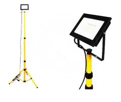 LED REFLEKTOR - FÉNYVETŐ HÁROM LÁBÚ ÁLLÍTHATÓ ÁLLVÁNNYAL 5500K 50W