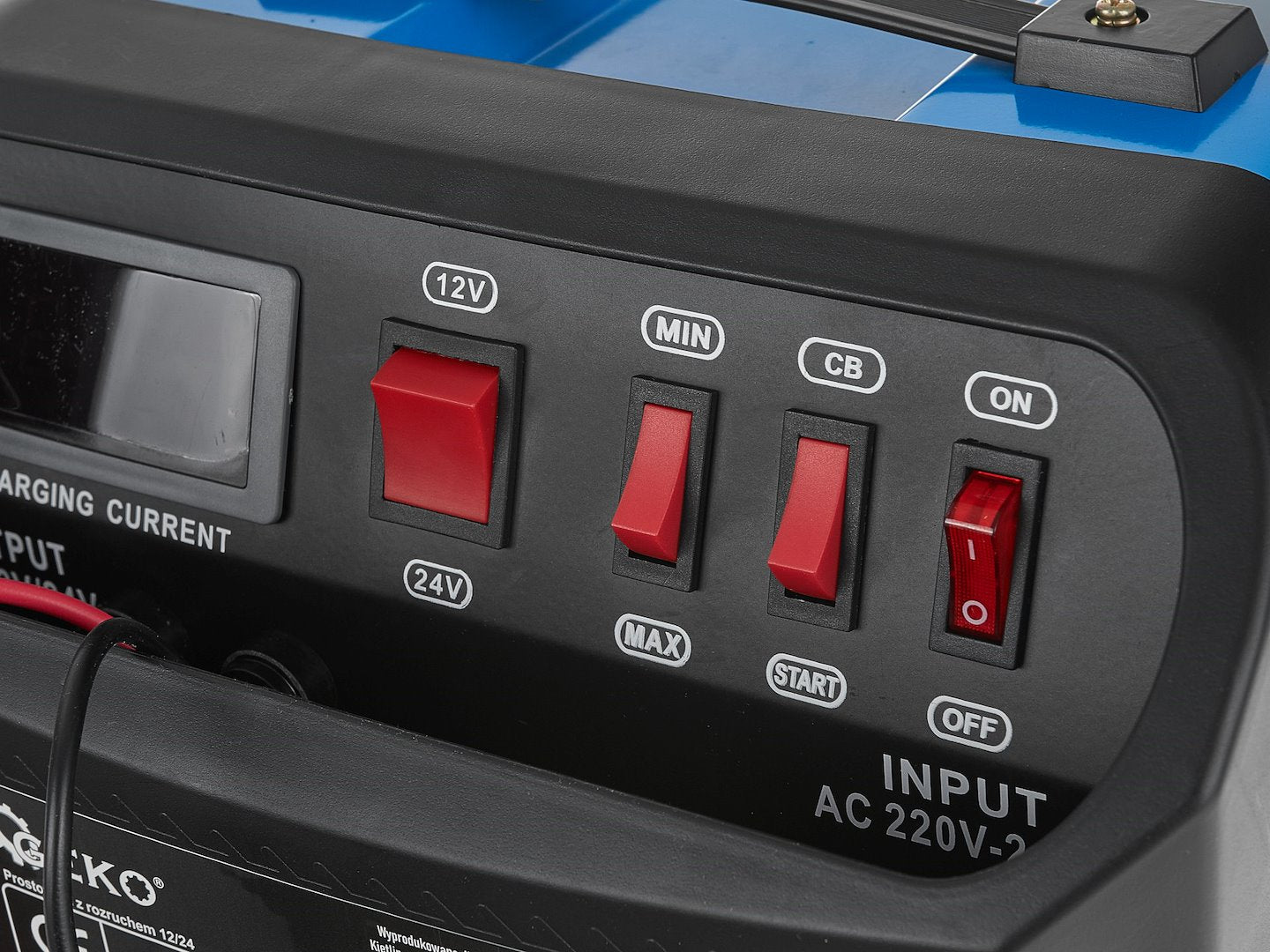 Bikázó és akkumulátor töltő cb50 12v/24v 30 a 20-380 ah