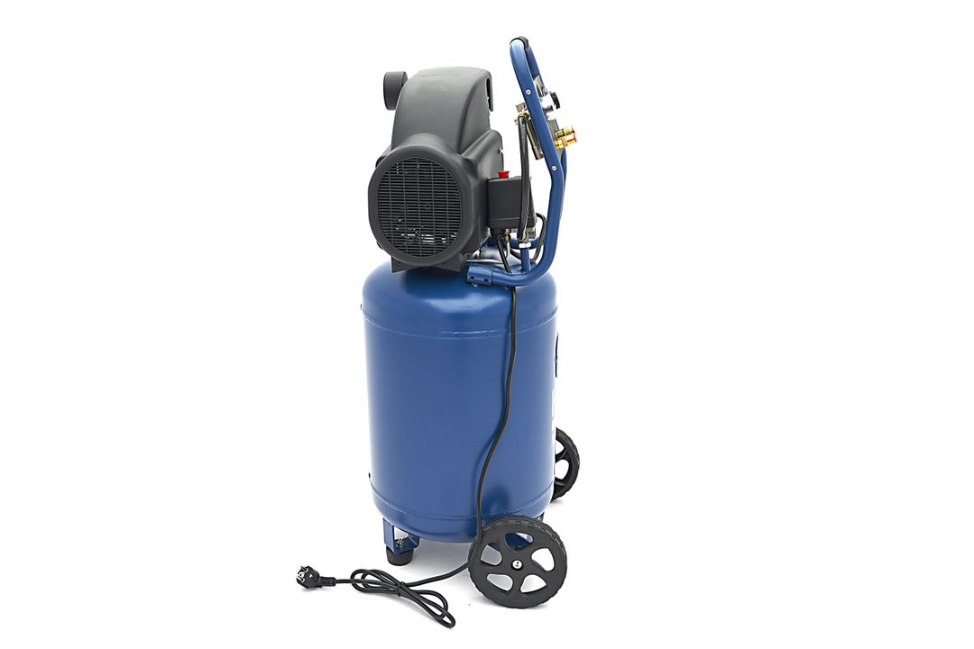 FÜGGŐLEGES LÉGKOMPRESSZOR 50L HBM