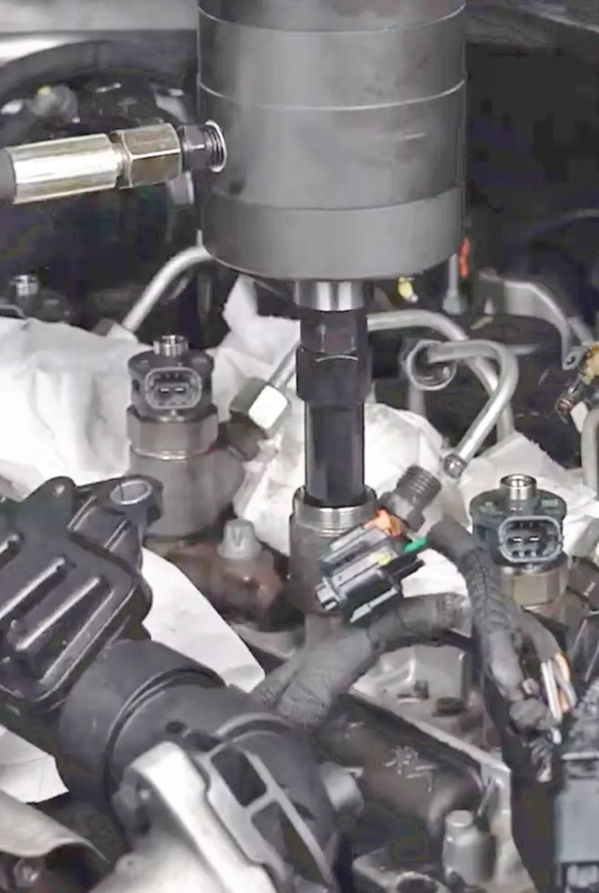 Injektor - porlasztó lehúzó pneumatikus prés 1000 NM 21 db BOSCH delphi denso SIEMENS