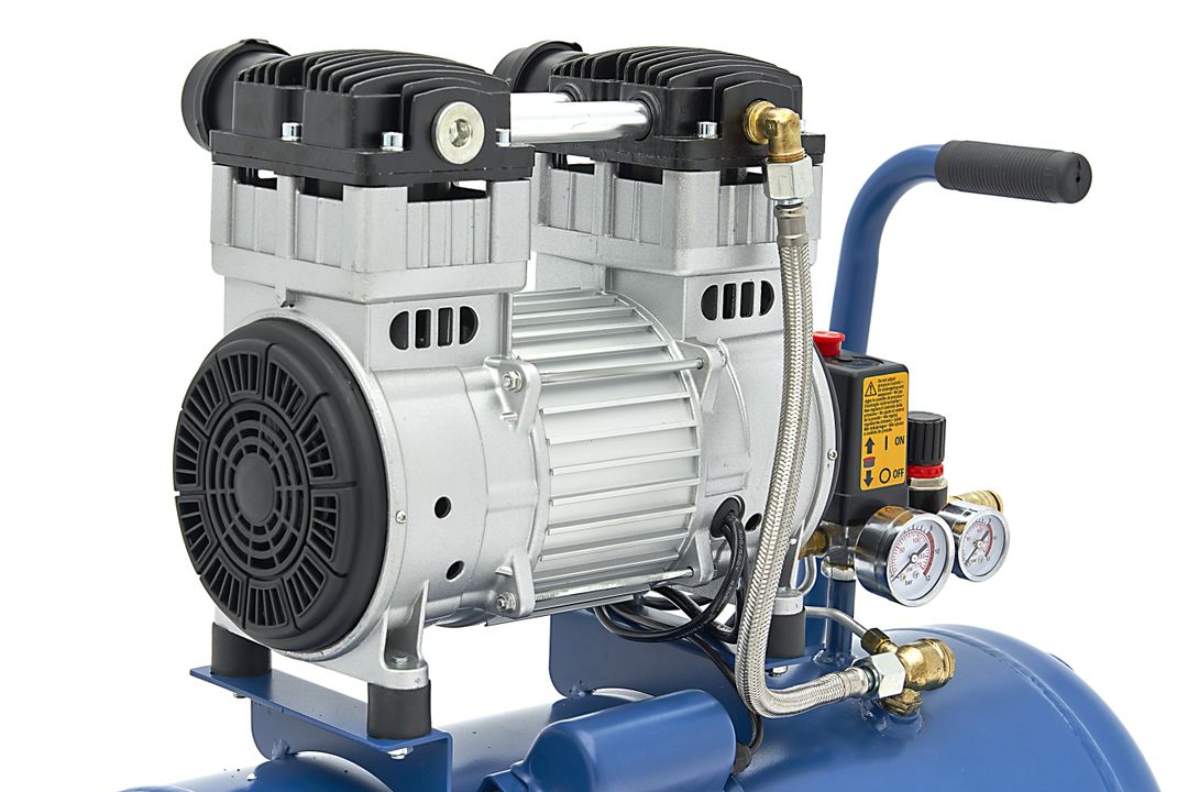 Olajmentes halk kompresszor 50l 1500W HBM