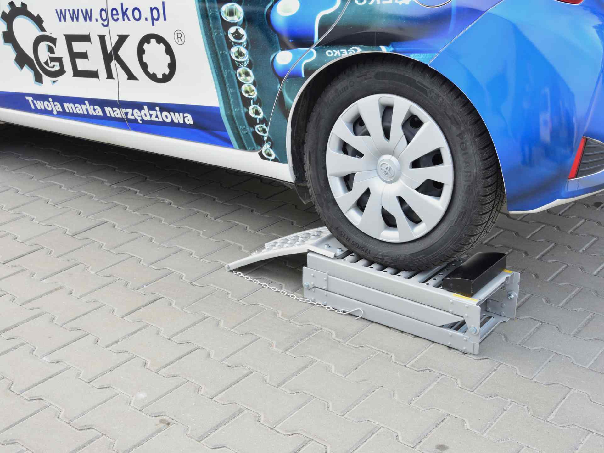 Összecsukható rámpa 2200 kg