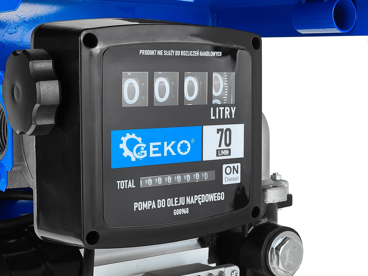 Üzemanyag szivattyú mérőórával 70 l/perc 900 w GEKO